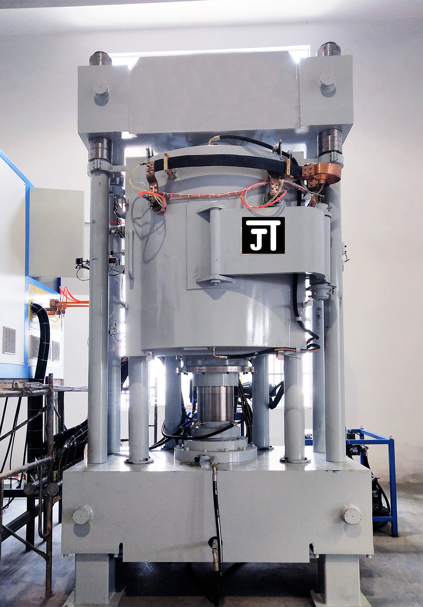Operation Method And Precautions of Vacuum Hot Pressing Sintering Furnace
